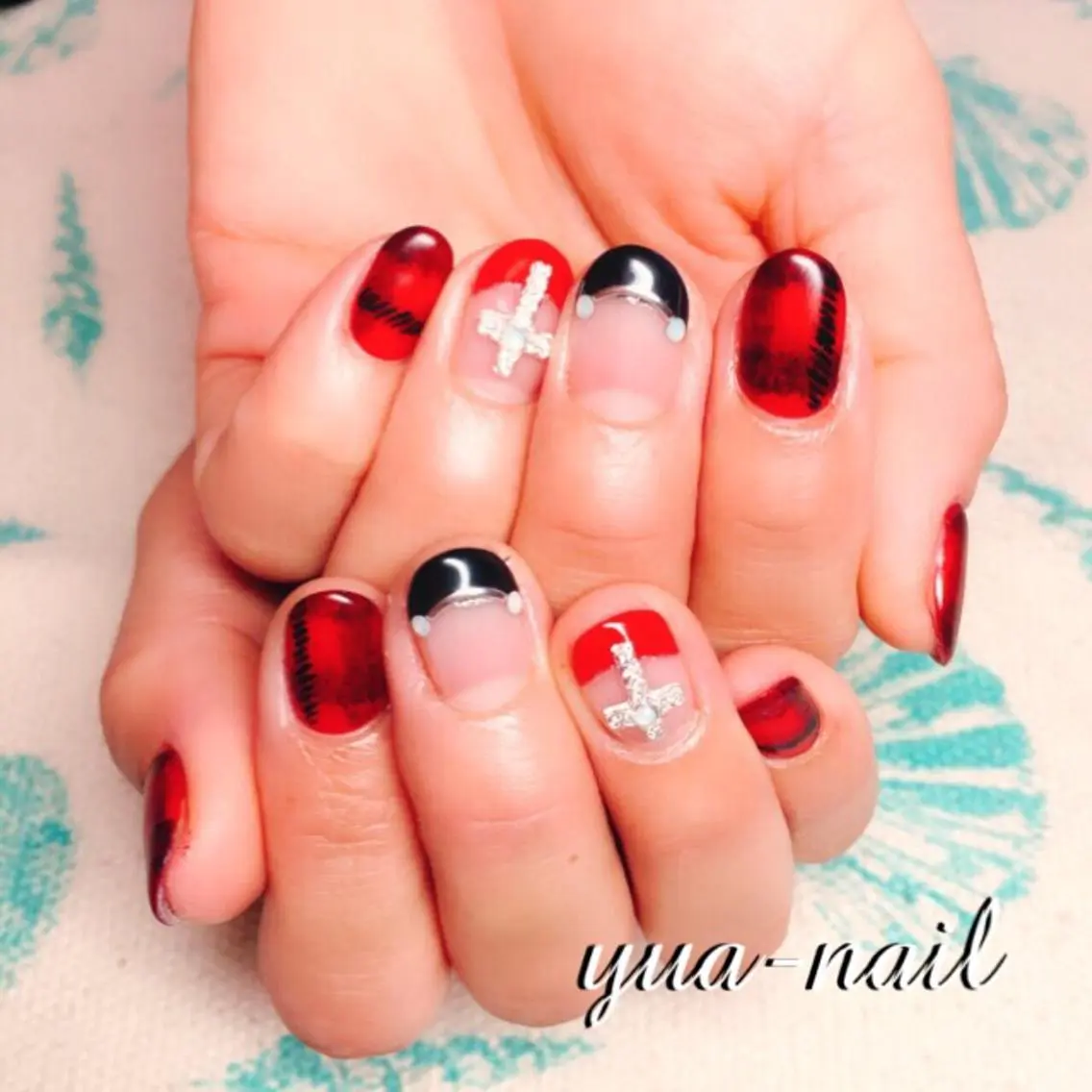 ネイル YÜA NAILのネイルデザイン