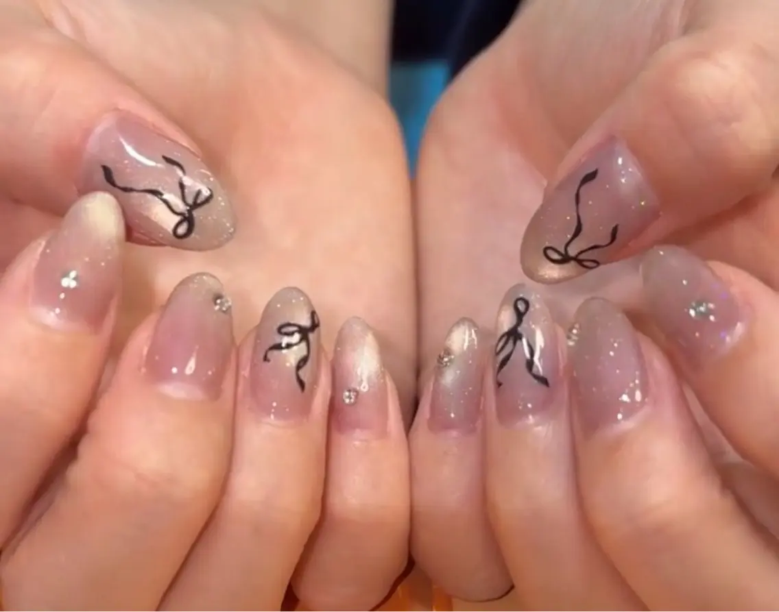 ハンドネイル💅✨【オフあり】の写真