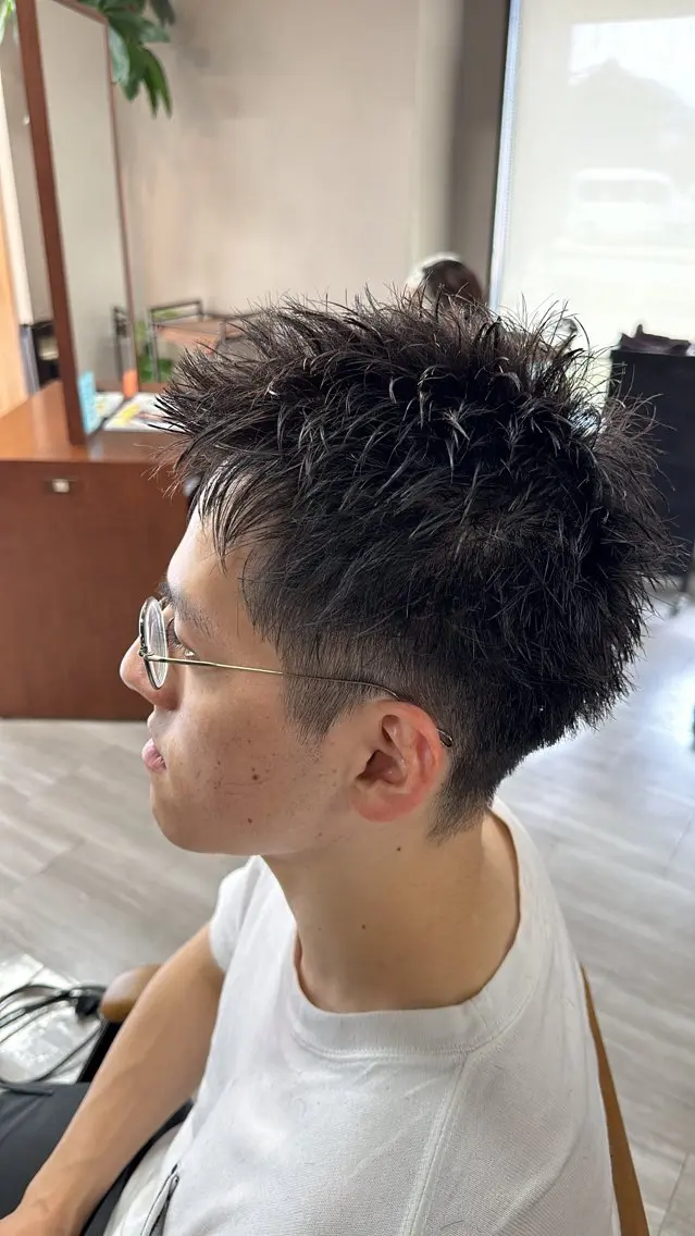 メンズ arika オケシ　リョウダイのヘアスタイル