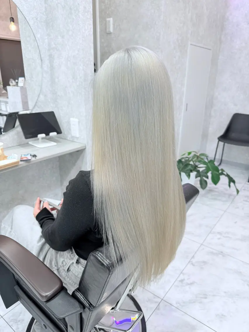 ロング カラー 🌺ハイトーン🌺 矢葺 なぎさ🌺🌺のヘアスタイル