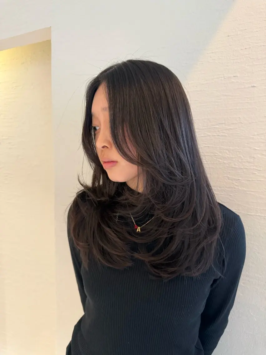 ロング カット 山内 都弥のヘアスタイル