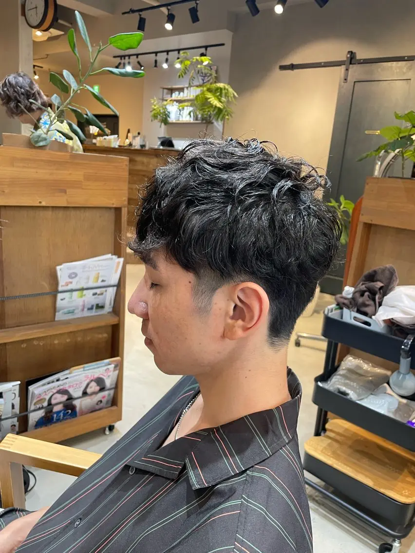 パーマ メンズ Loma ミレイのヘアスタイル