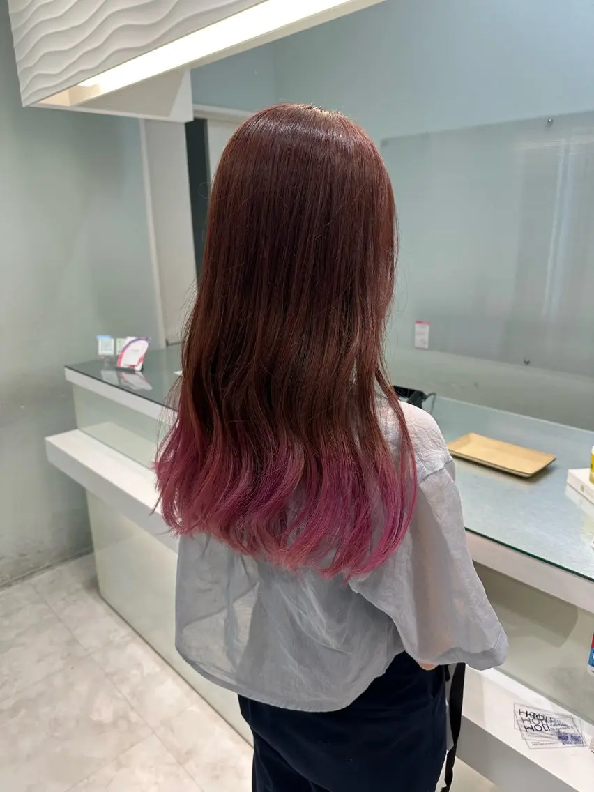 ロング ヘアカラー トリートメント 中川 茜里のヘアスタイル