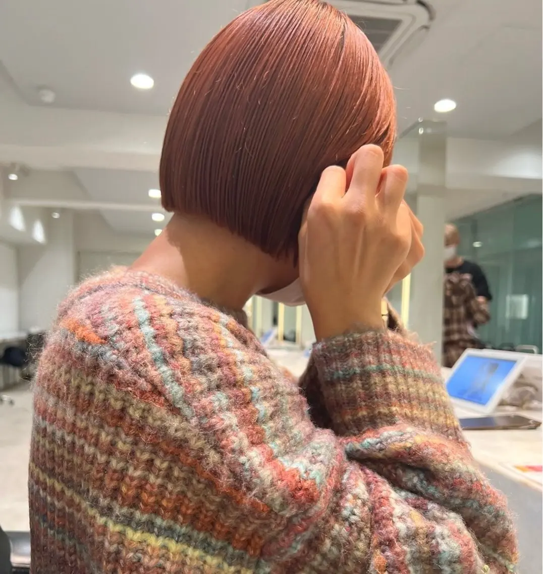 ショート カラー 💗暖色/ブリーチ/ レイヤー/横浜/メイのヘアスタイル
