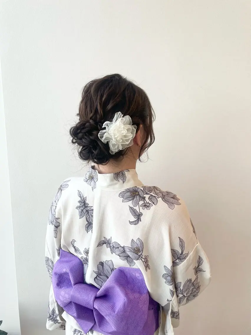 ロング カラー 浴衣 堀 ゆきみのヘアスタイル