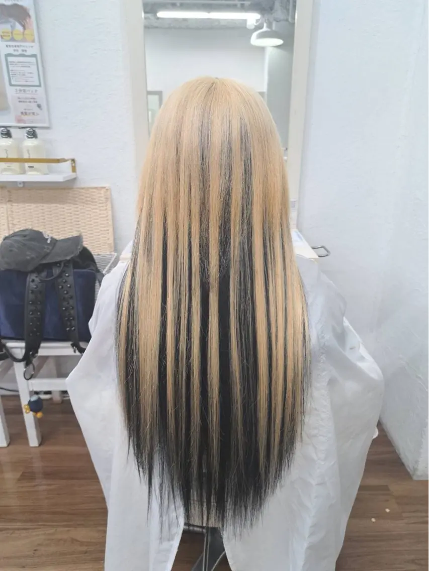 ロング カラー デザインカラー エクステ エクステ GLOSS 心斎橋 山上のヘアスタイル