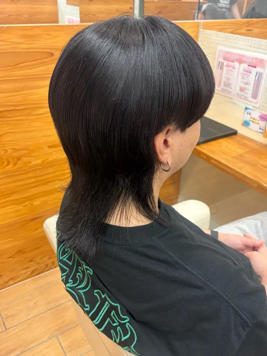メンズ マッシュウルフ マッシュ メンズウルフカット ウルフカット 前田亜莉沙　暖色 カラー／メンズカットのヘアスタイル