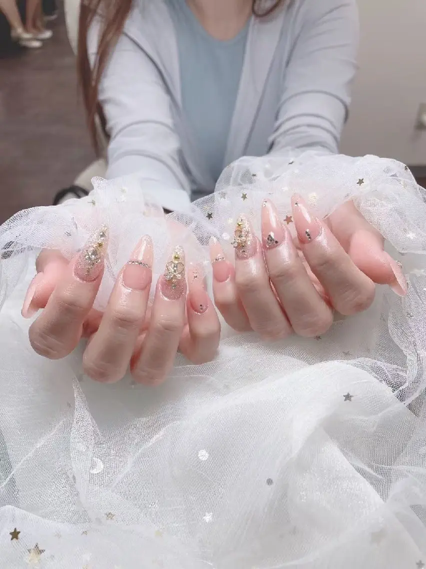 ネイル ENsalon AKIRAのネイルデザイン