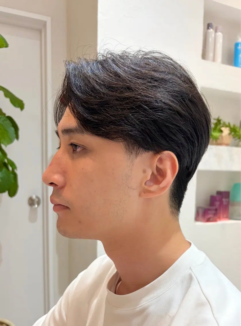 メンズ センターパート 刈り上げ 堂薗 悠杜のヘアスタイル