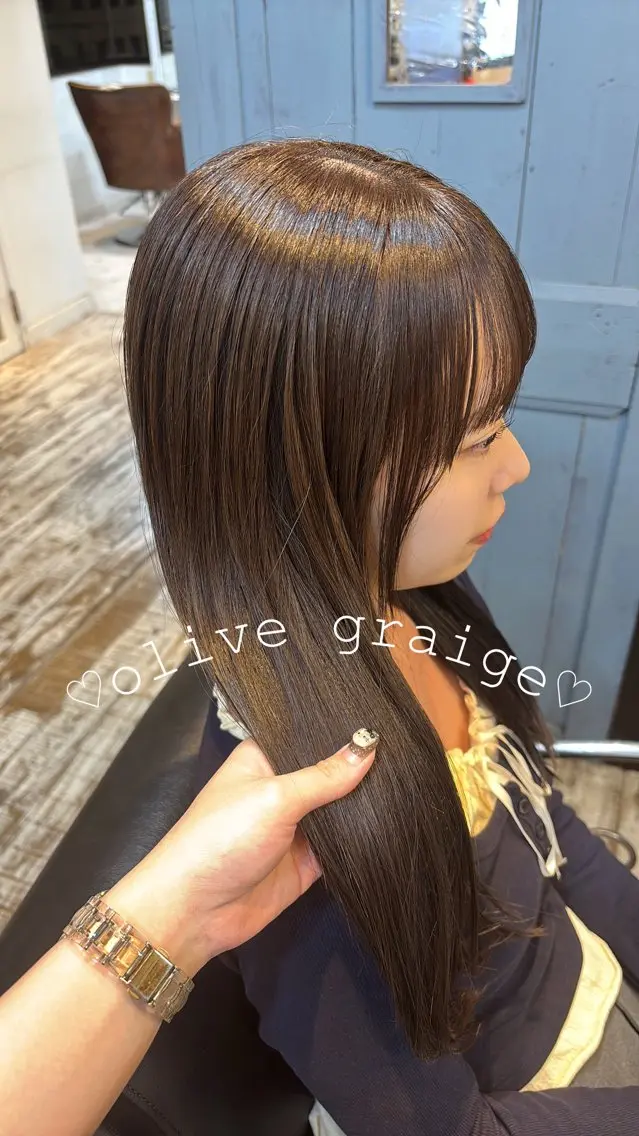 セミロング カラー 黒髪 ケアカラー ダブルカラー カット ヘアカラー トリートメント 🍒桜井 優華🍒のヘアスタイル