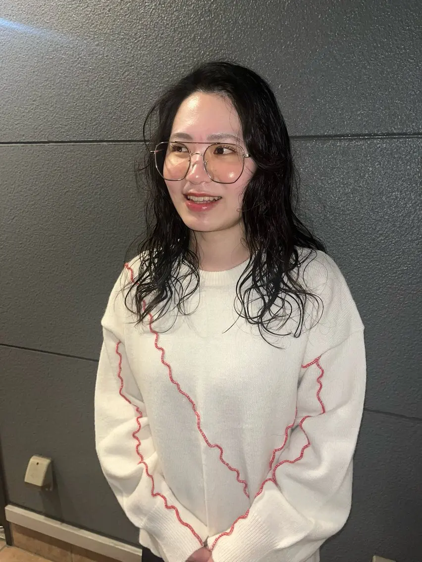 ロング カラー パーマ yuka 🪶のヘアスタイル