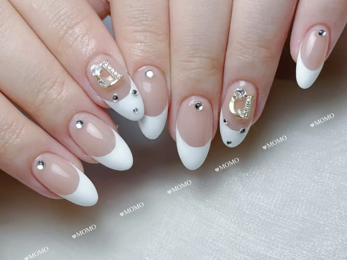 ネイル ニュアンスネイル ワンホンネイル NIITSU YUNAのネイルデザイン