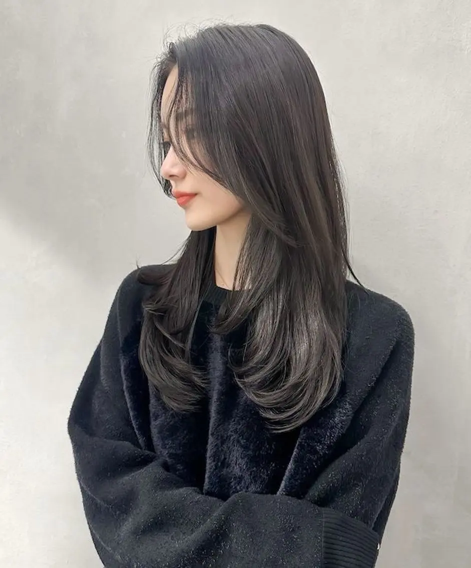 セミロング ケアカラー ボブ 髪質改善 韓国風ヘア レイヤーカット カット トリートメント 心斎橋 韓国レイヤ ー指名No.1renのヘアスタイル