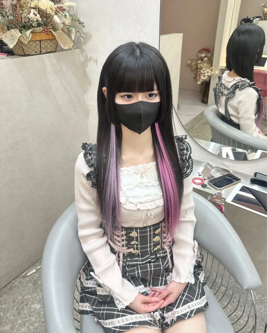 【🧁インナーエクステ🍨】中高生必見⁉️ダメージなし色落ち0️⃣で叶う✨️👱🏻♀️馴染ませカット込み✂︎🎀の写真