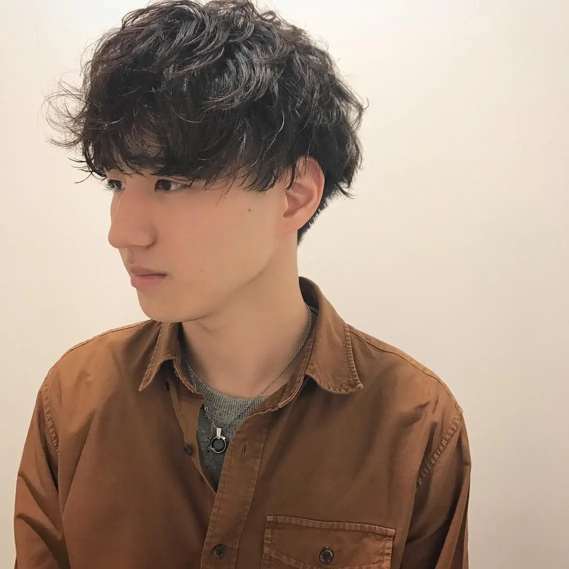 ショート カラー パーマ メンズ メンズパーマ カット パーマ 平内 賢人のヘアスタイル