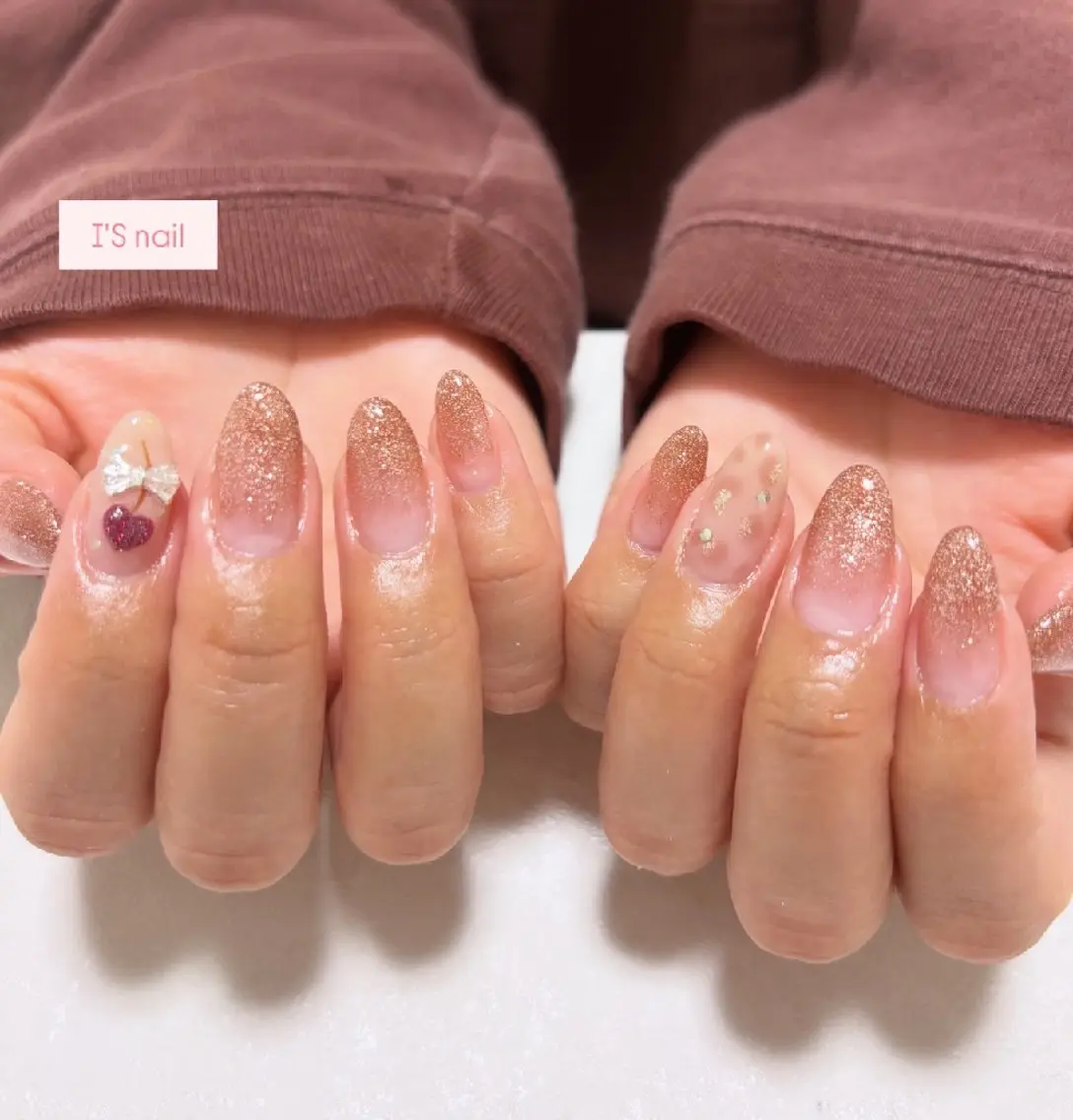 ネイル アートネイル グラデーション ワンカラーネイル ハンドネイル I'S nail 佐野のネイルデザイン