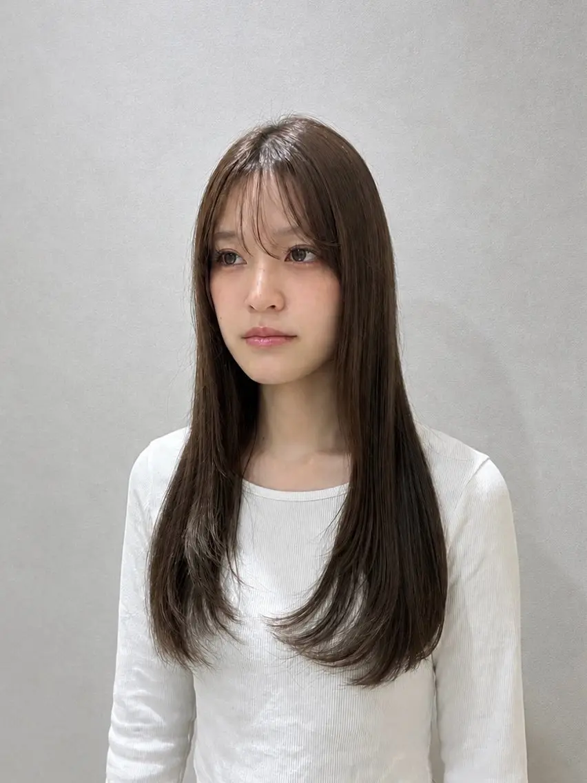 ロング カラー カット ヘアカラー 西尾 芽衣🩵🫧のヘアスタイル