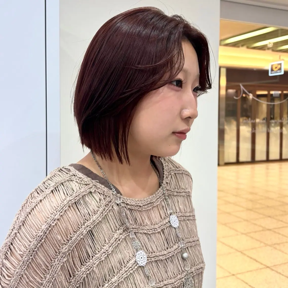 ショート カラー 服部 沙弥佳のヘアスタイル