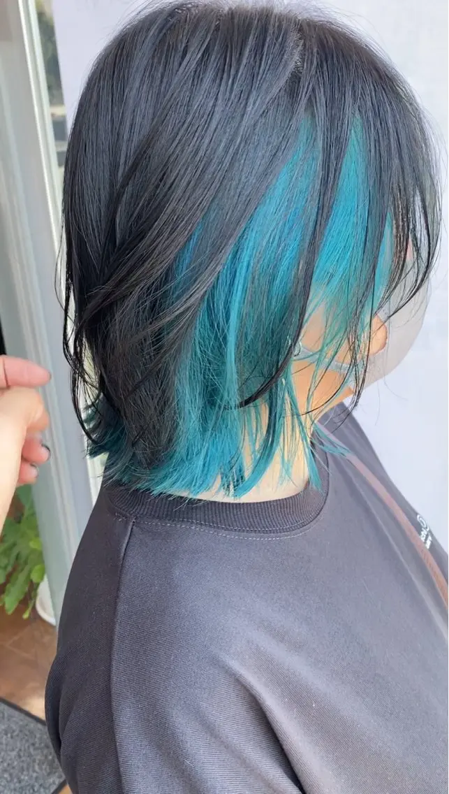 ショート カラー エメラルドグリーン ハイトーンカラー インナーカラー ヘアカラー 🦋透明感カラー🦋 CHIHARUのヘアスタイル