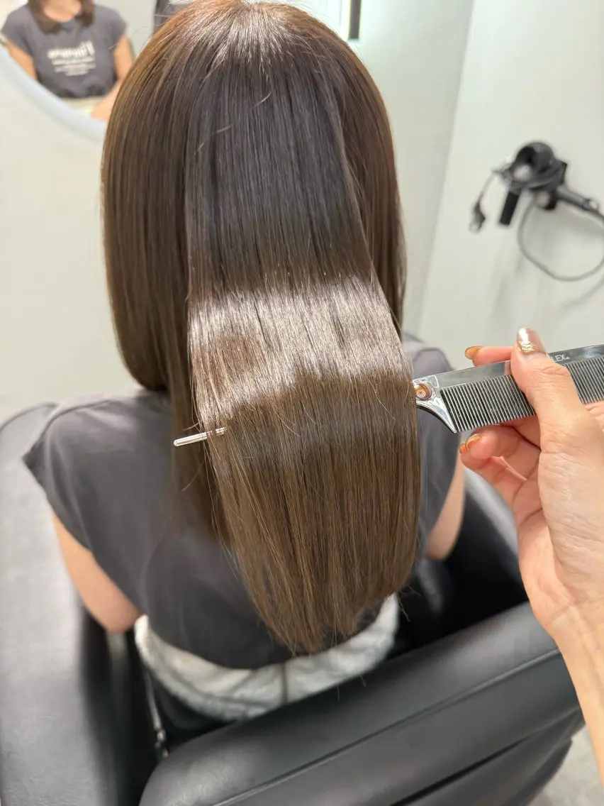 ロング カラー カット ヘアカラー 縮毛矯正 トリートメント 高橋 葵のヘアスタイル