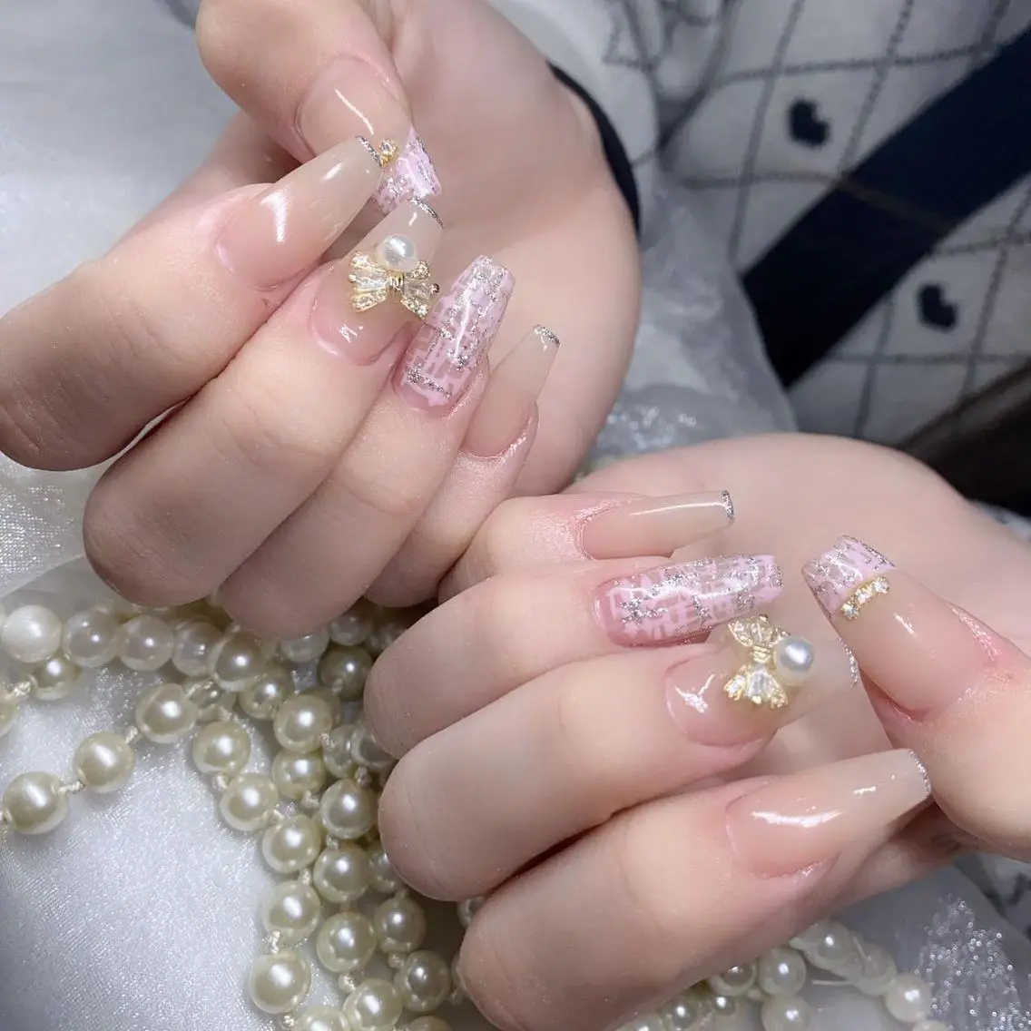 ネイル アートネイル 長さ出し ネイルチップ Queen‘s なんのネイルデザイン