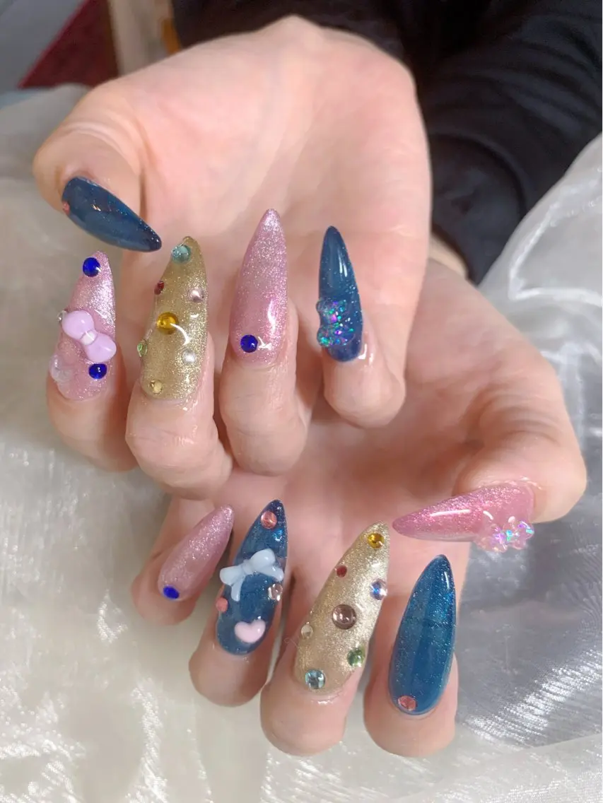 ネイル マグネットネイル ハンドネイル Mai Koネイルのネイルデザイン