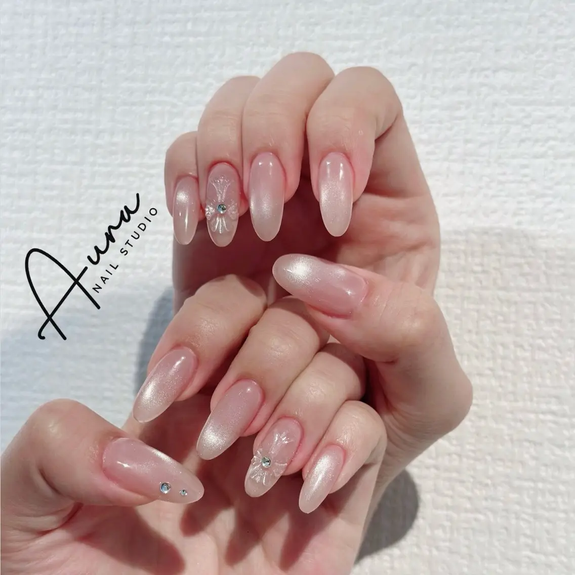 ネイル フラワーネイル マグネットネイル ピンク ハンドネイル Aura Nail Studioのネイルデザイン