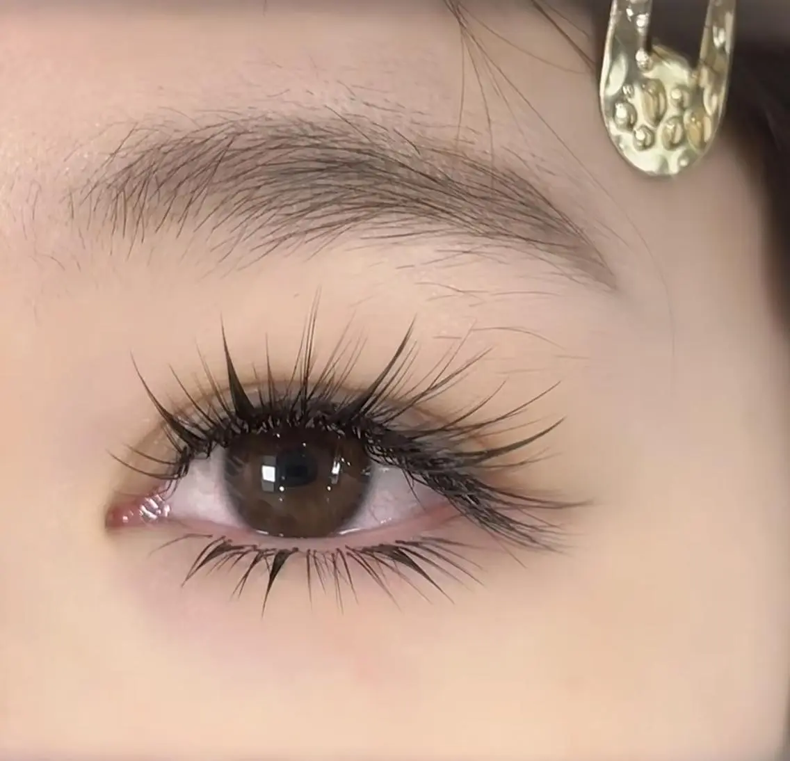 マツエク・マツパ 束感まつ毛 韓国風マツエク ナチュラル ワンホンマツエク Akina&Eye lash🌼LED店のマツエク・マツパデザイン