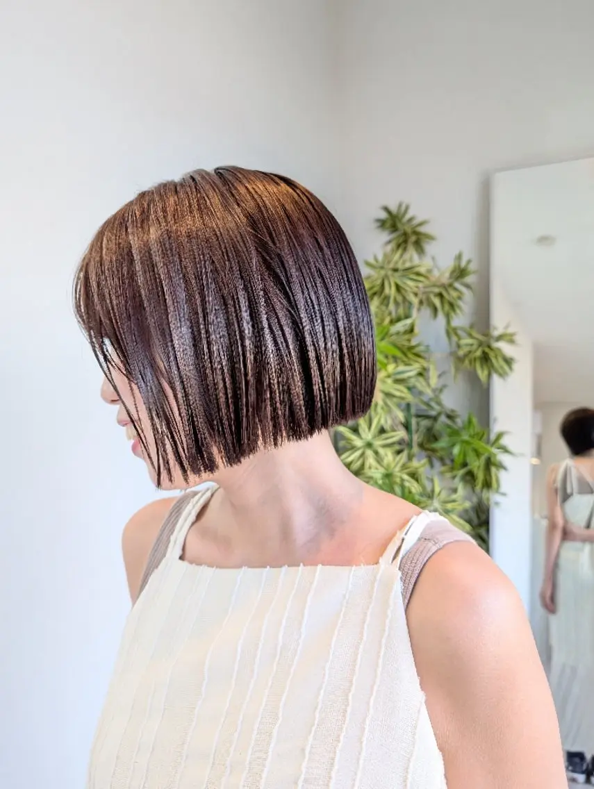 ミディアム カラー 切りっぱなしボブ ボブ ヘアカラー トリートメント 髪質改善/ 上村旺武のヘアスタイル