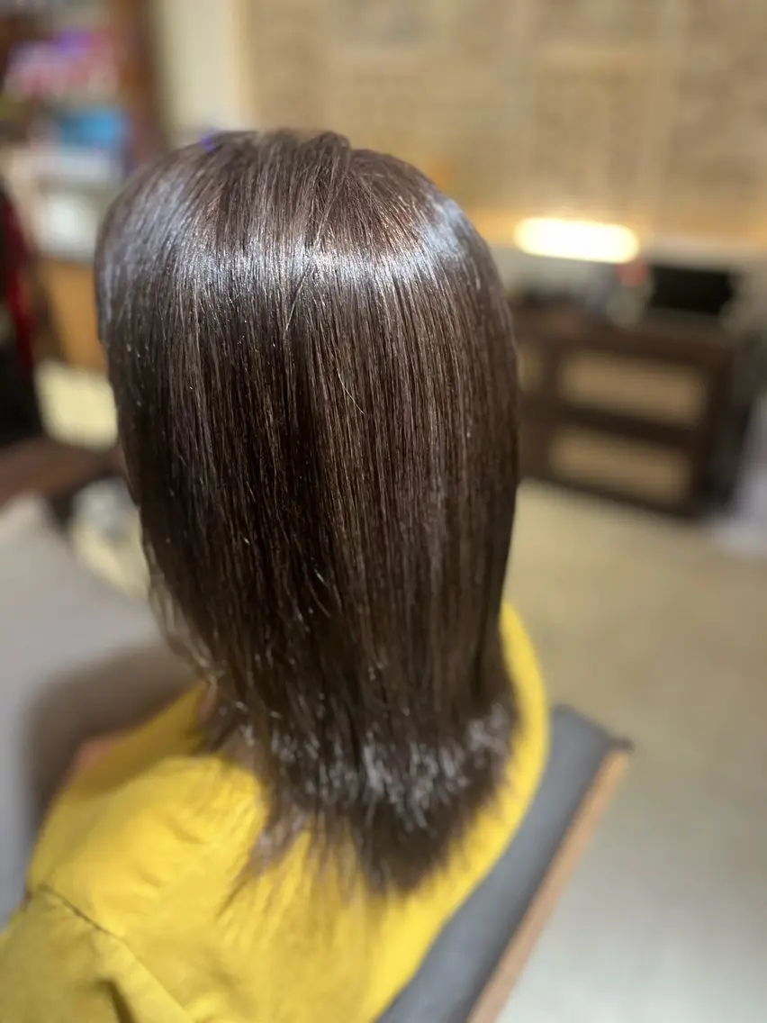 ミディアム カラー Aina🩶 レディースカット🩶のヘアスタイル