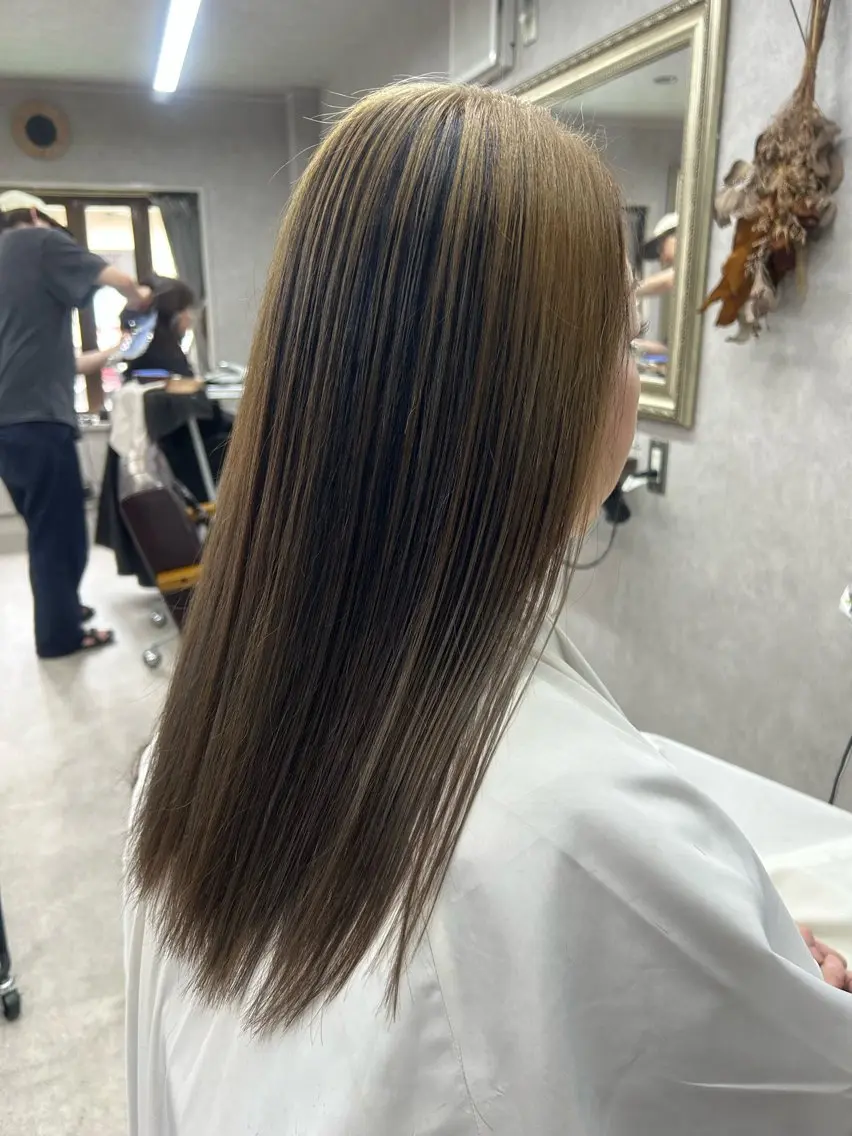 ロング カラー Lien 深井店のヘアスタイル