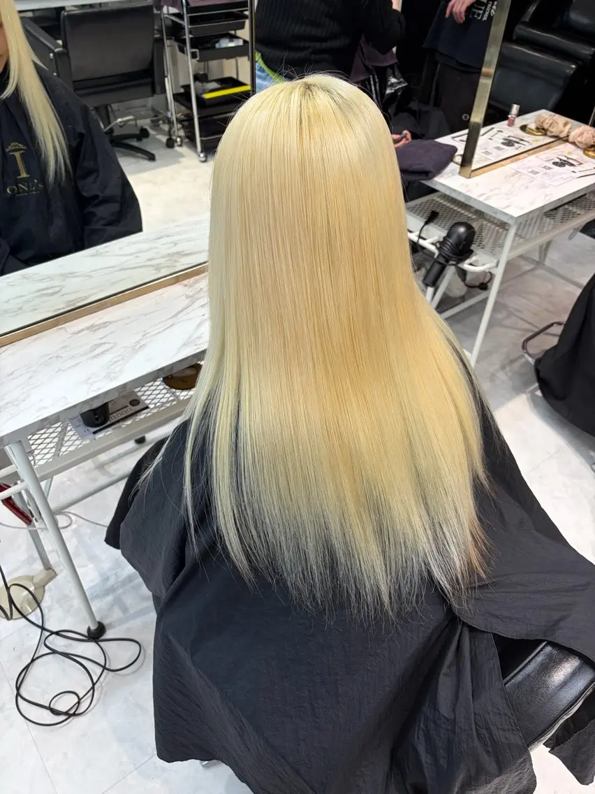 ロング カラー ヘアアレンジ ヘアカラー トリートメント ヘアセット 🩶【推しハイトーン 】yuzu🩶のヘアスタイル