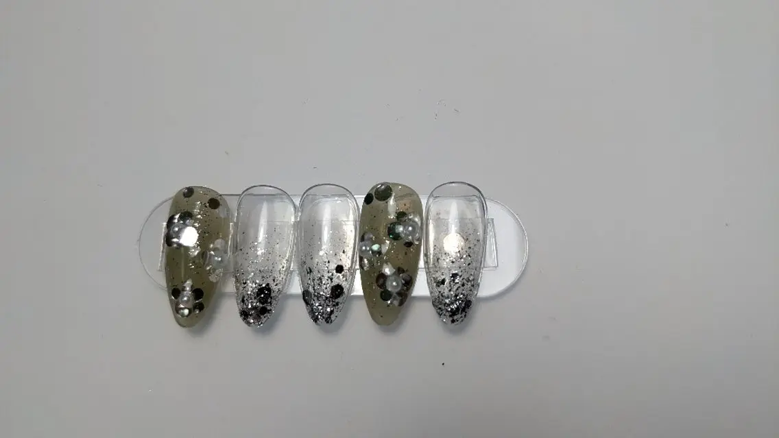 ネイル ハンドネイル R nail 市川店のネイルデザイン