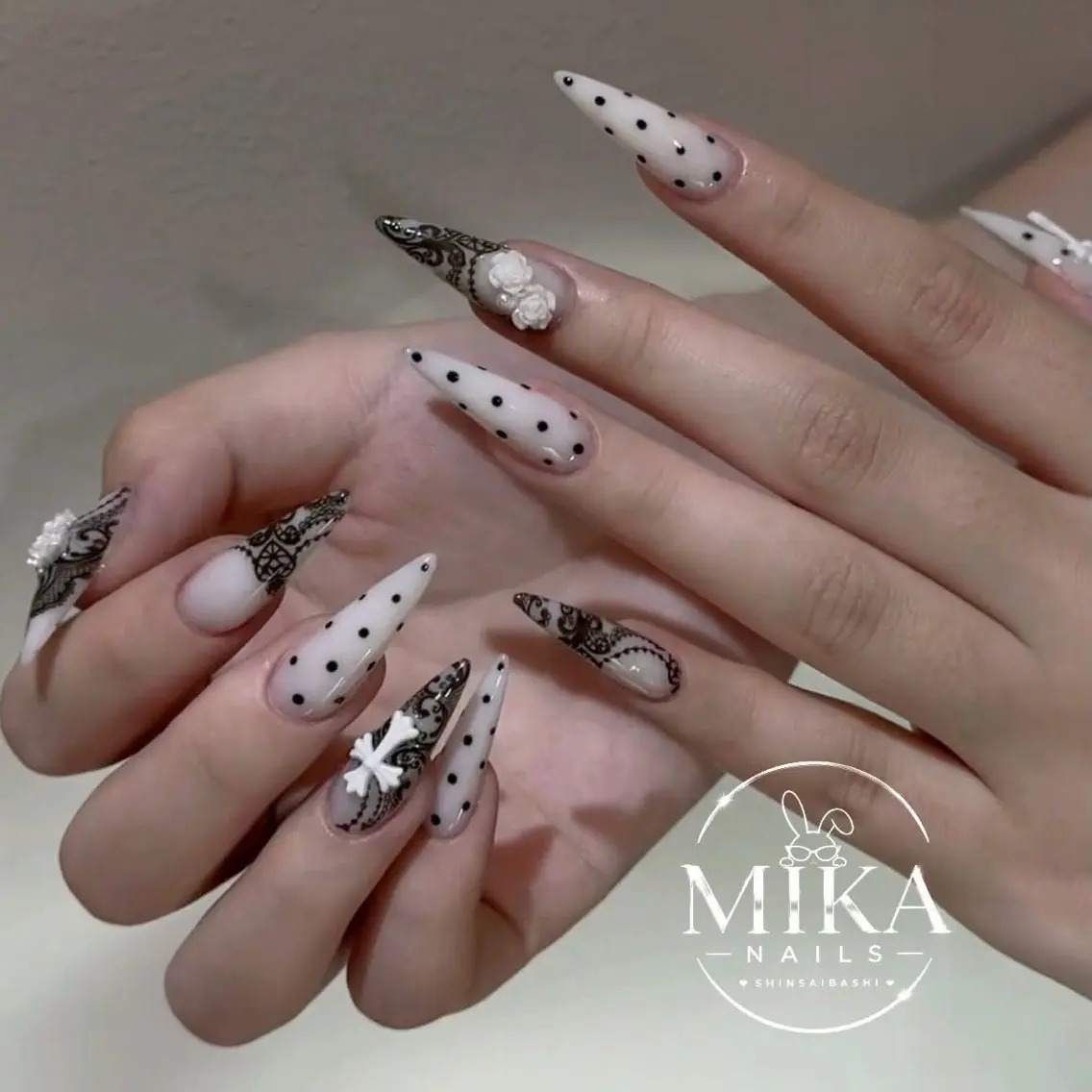 ネイル ハンドネイル Rina Mika Nailsのネイルデザイン