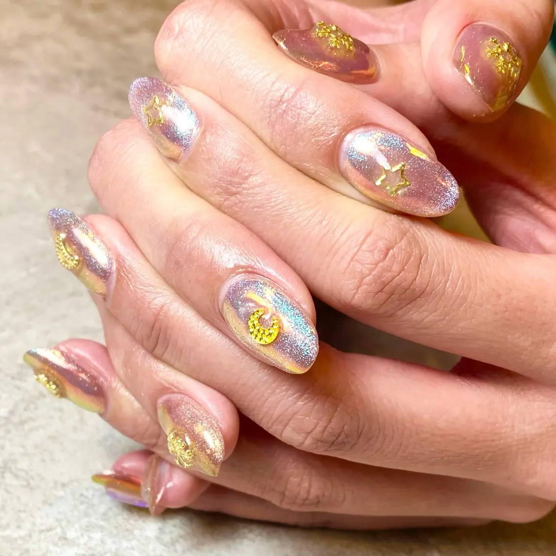 ネイル オーロラネイル マグネットネイル ミラーネイル ハンドネイル Narumi nailのネイルデザイン