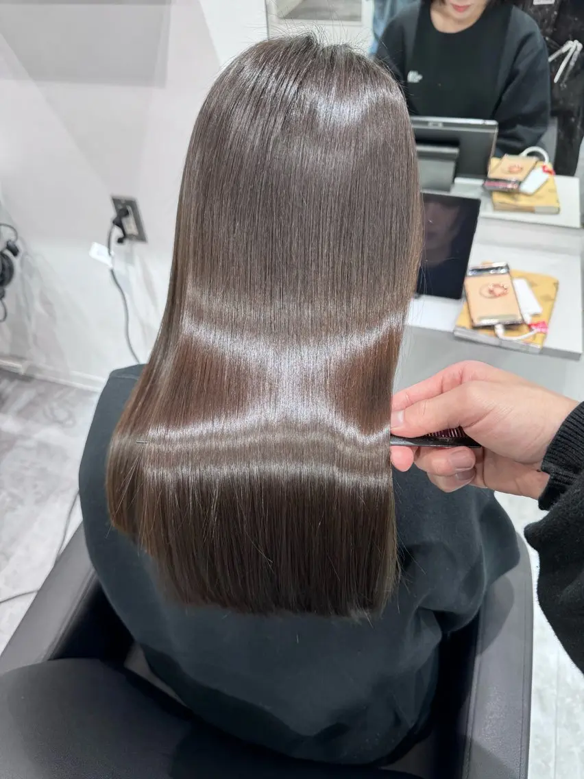 セミロング カラー ヘアアレンジ 髪質改善🪞 美髪縮毛矯正🪞城のヘアスタイル