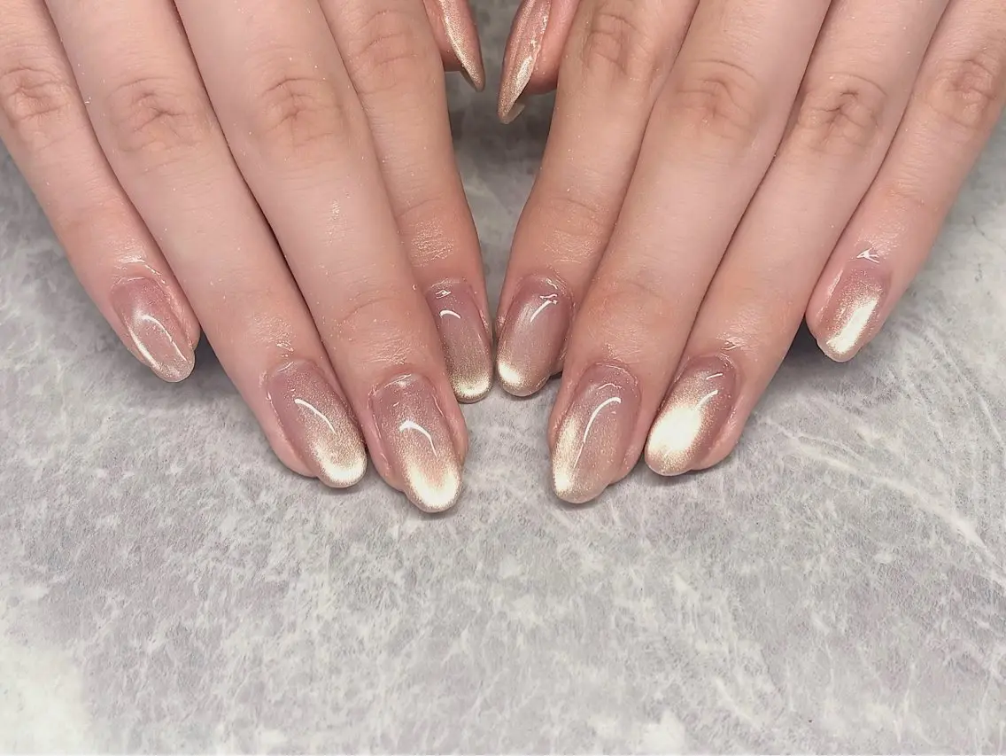 ネイル マグネットネイル マグネットワンカラー ワンカラーネイル Glisse _nailのネイルデザイン