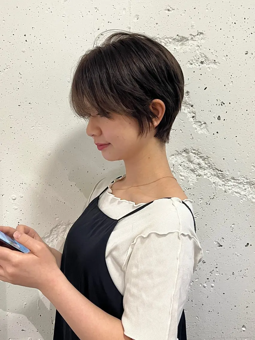 ショート カラー ベージュカラー 中居 蒼士のヘアスタイル