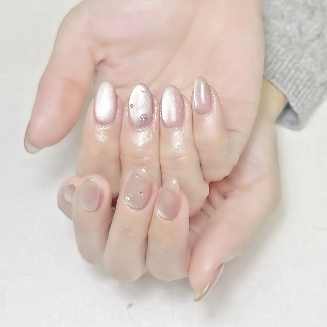ネイル マグネットネイル オフィスネイル ワンカラーネイル rouse nail RISATOのネイルデザイン