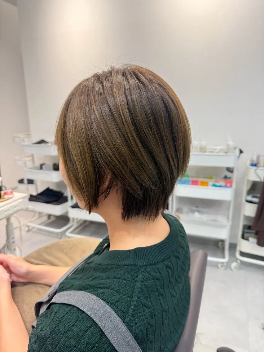 ショート カット ヘアカラー あさひ かなのヘアスタイル
