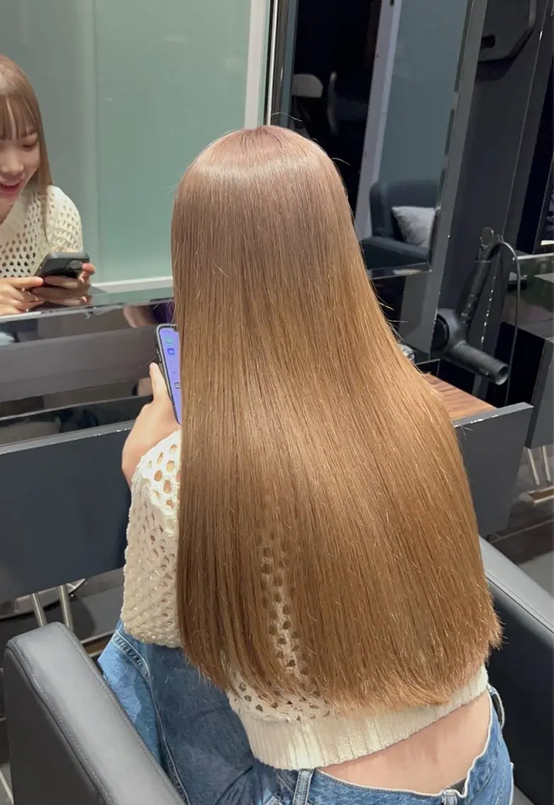ロング ヘアカラー トリートメント ハイトーン/透明感 カラー🍒SHIONのヘアスタイル