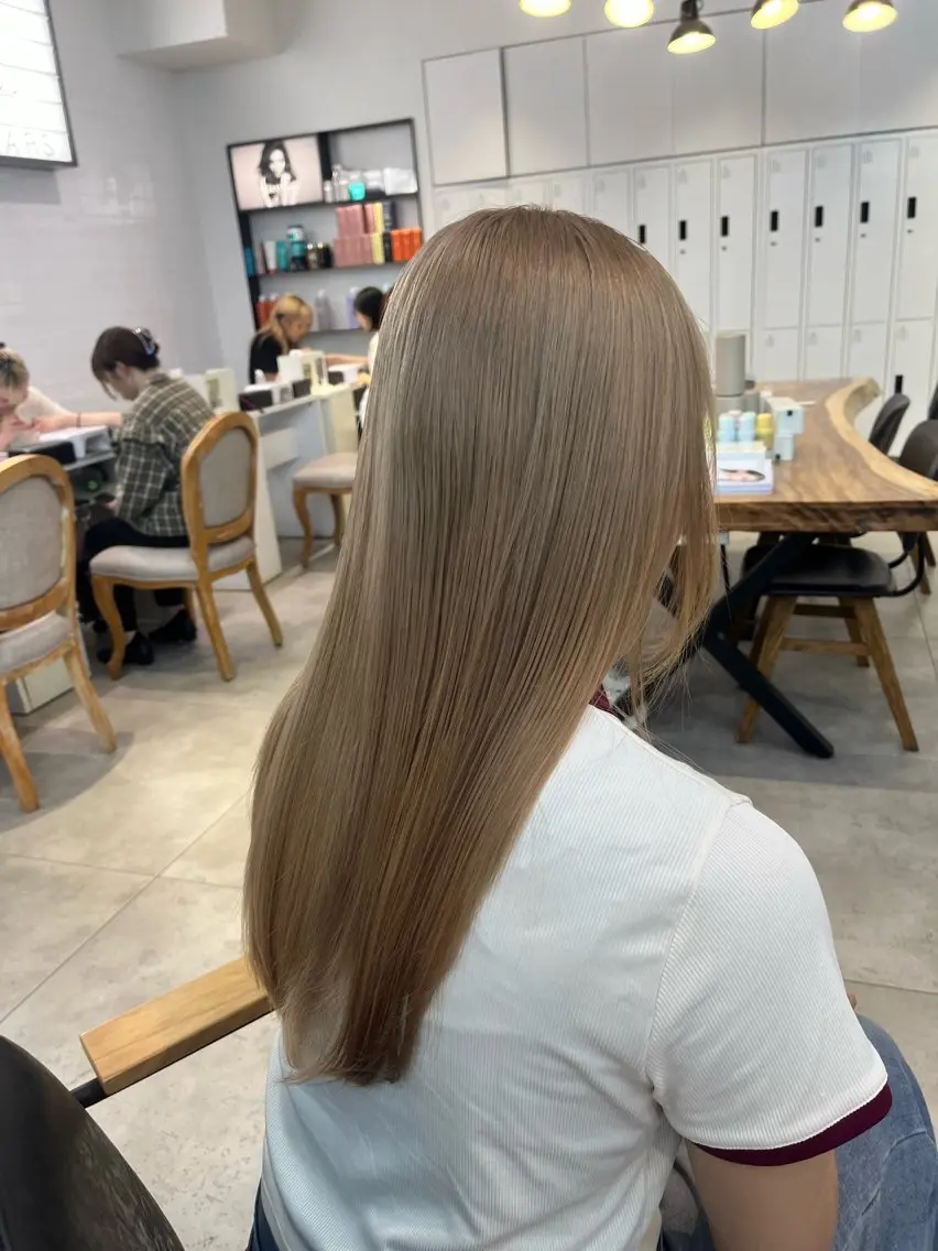 ロング カラー ヘアカラー メンズパーマ/ メッシュ📍ﾕﾘのヘアスタイル