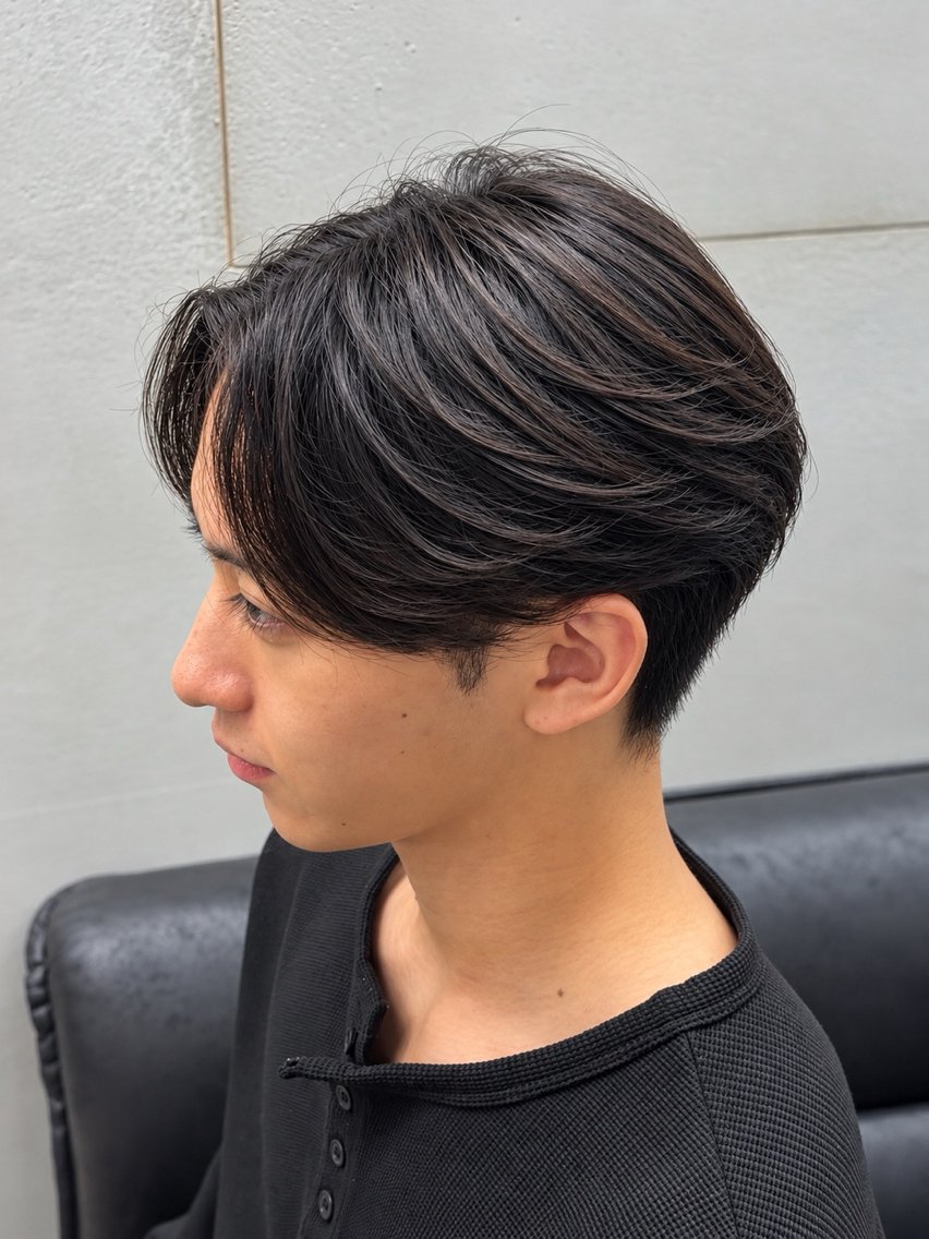 ミディアム カット 縮毛矯正 メンズ特化LIBER 山口あこのヘアスタイル