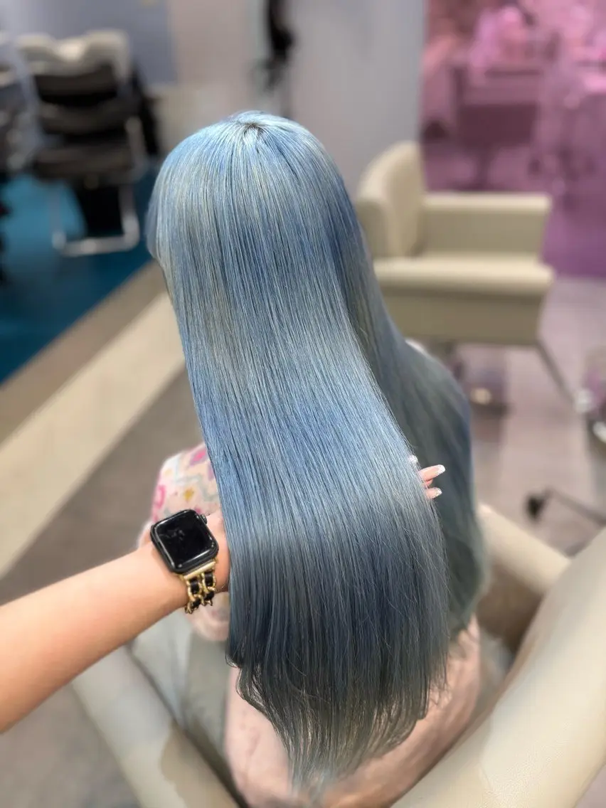 ロング カラー Haruka🕊 透明感カラーのヘアスタイル
