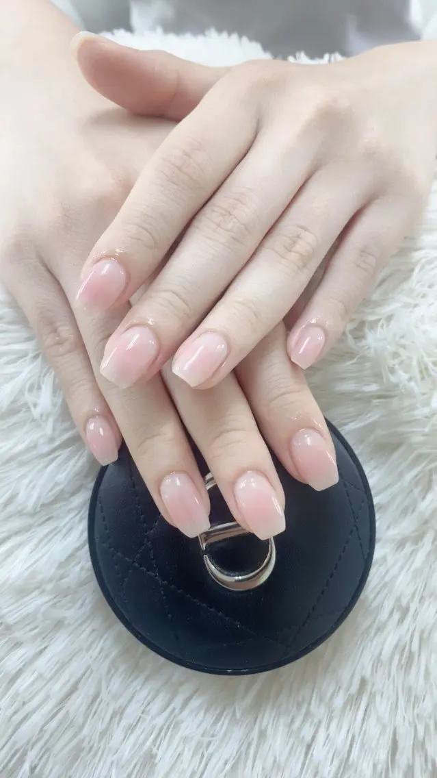 ネイル フットネイル フレンチネイル 韓国ネイル ニュアンスネイル オフィスネイル Rei _Nail 新宿のネイルデザイン