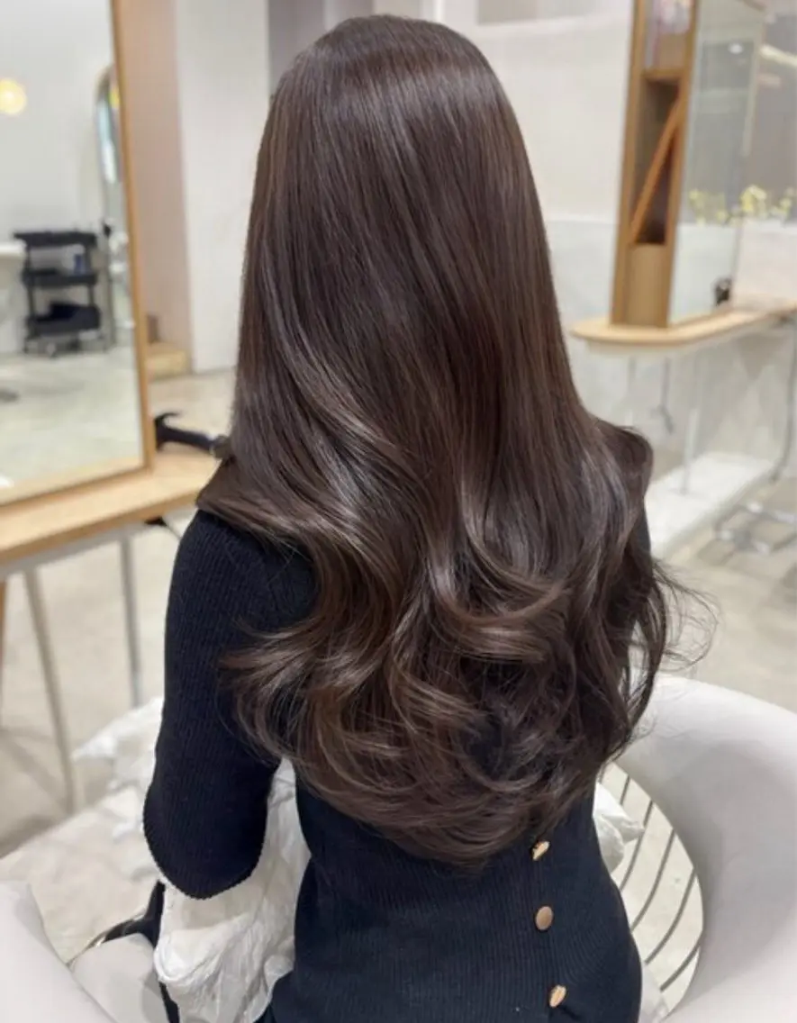 ロング カラー カット ヘアカラー トリートメント mana /韓国風レイヤーのヘアスタイル