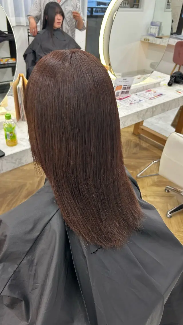 ミディアム ヘアカラー 新井 陽奏のヘアスタイル