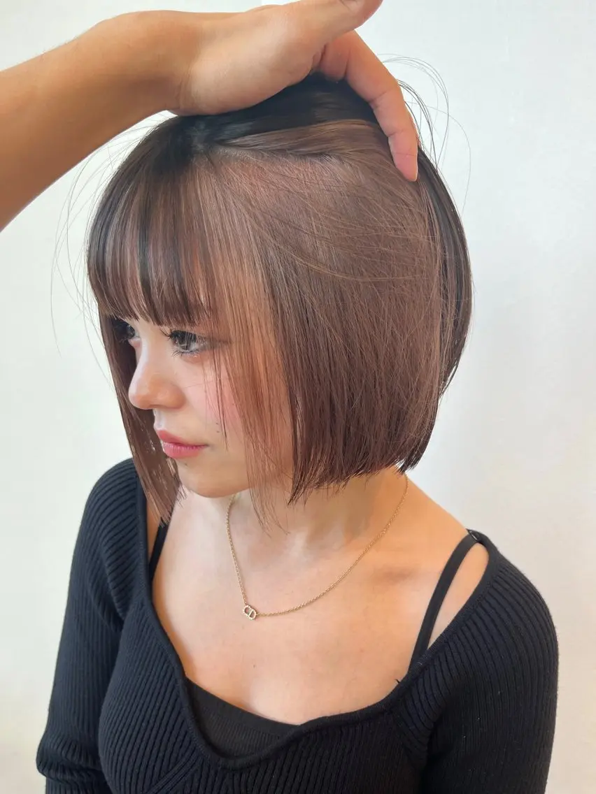 ショート カラー ブリーチ ボブ カット ヘアカラー トリートメント レイヤー似合わせ 透明感カラーりきやのヘアスタイル