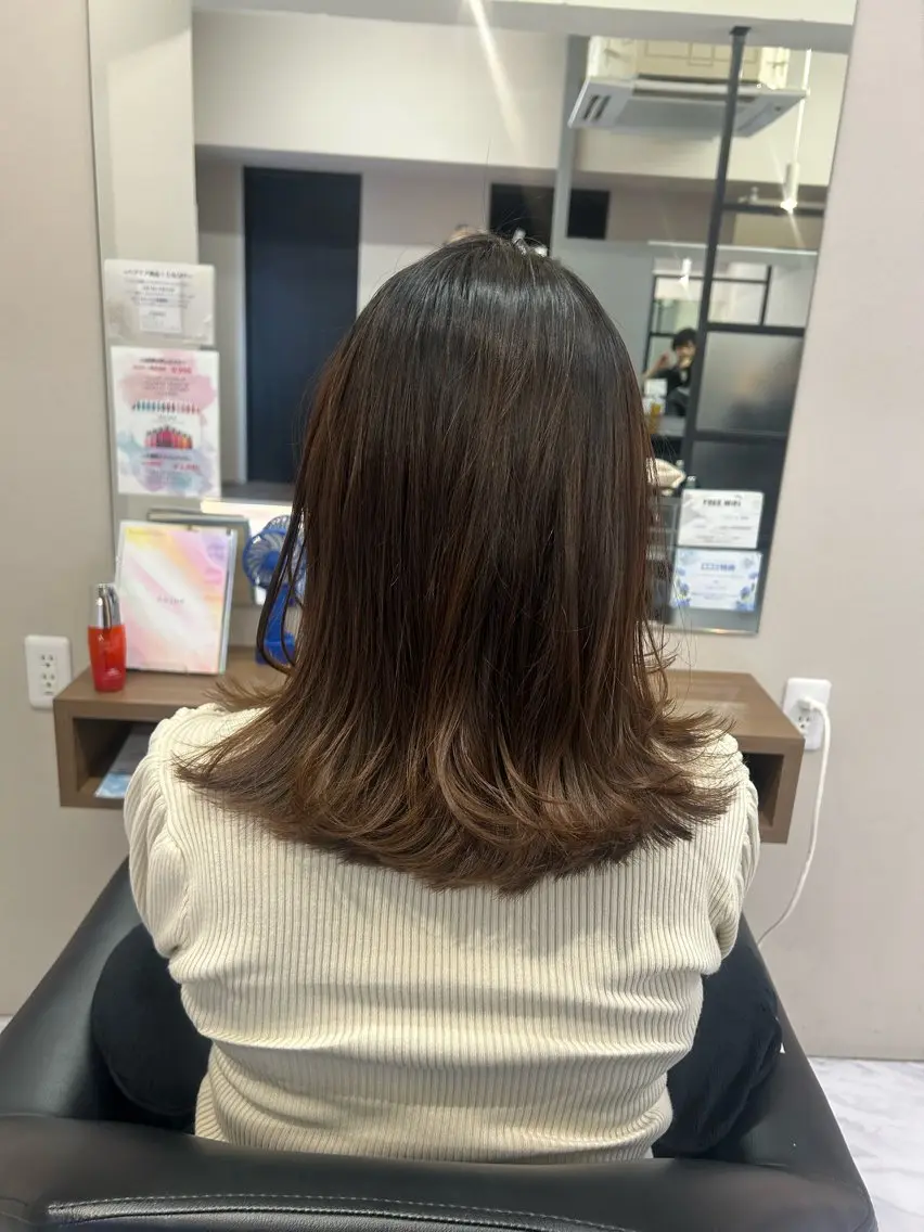 ミディアム カラー カット ヘアカラー 骨格/顔型/伏見/ 佐藤 里菜のヘアスタイル