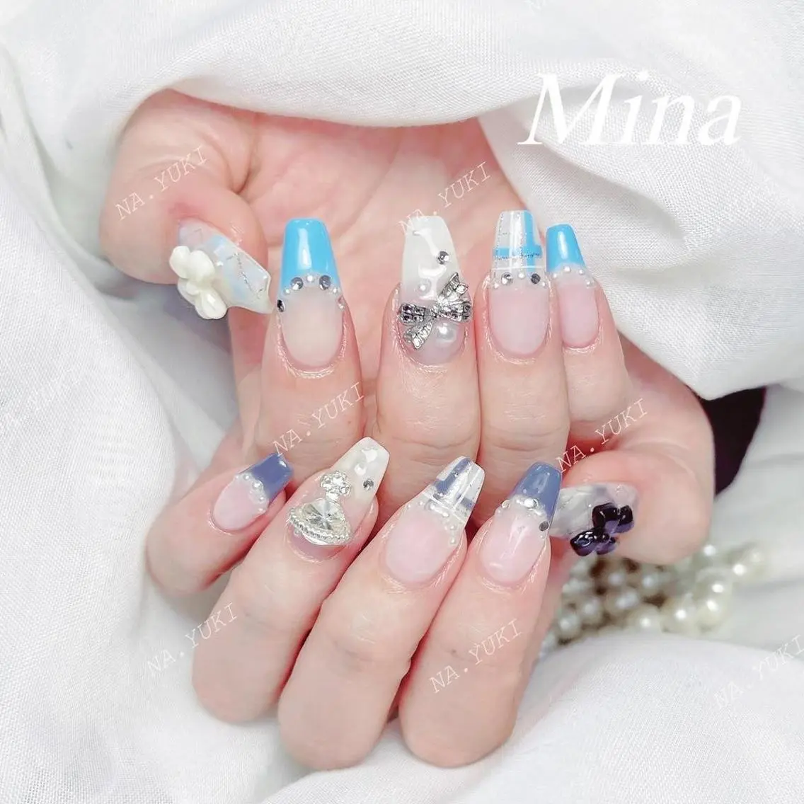 ネイル ハンドネイル 🌷 Mooning 🌷のネイルデザイン
